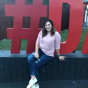 Meet your Posher, Danielle